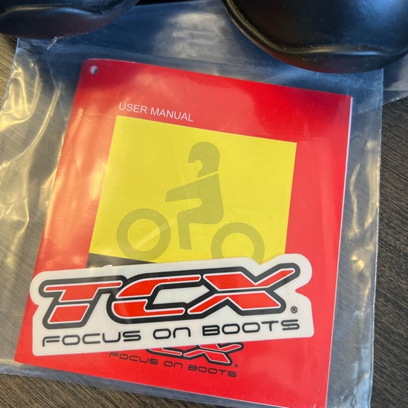 SOLD. - TCX Ladies Motorcycle Riding boot - Picture 10 of 10